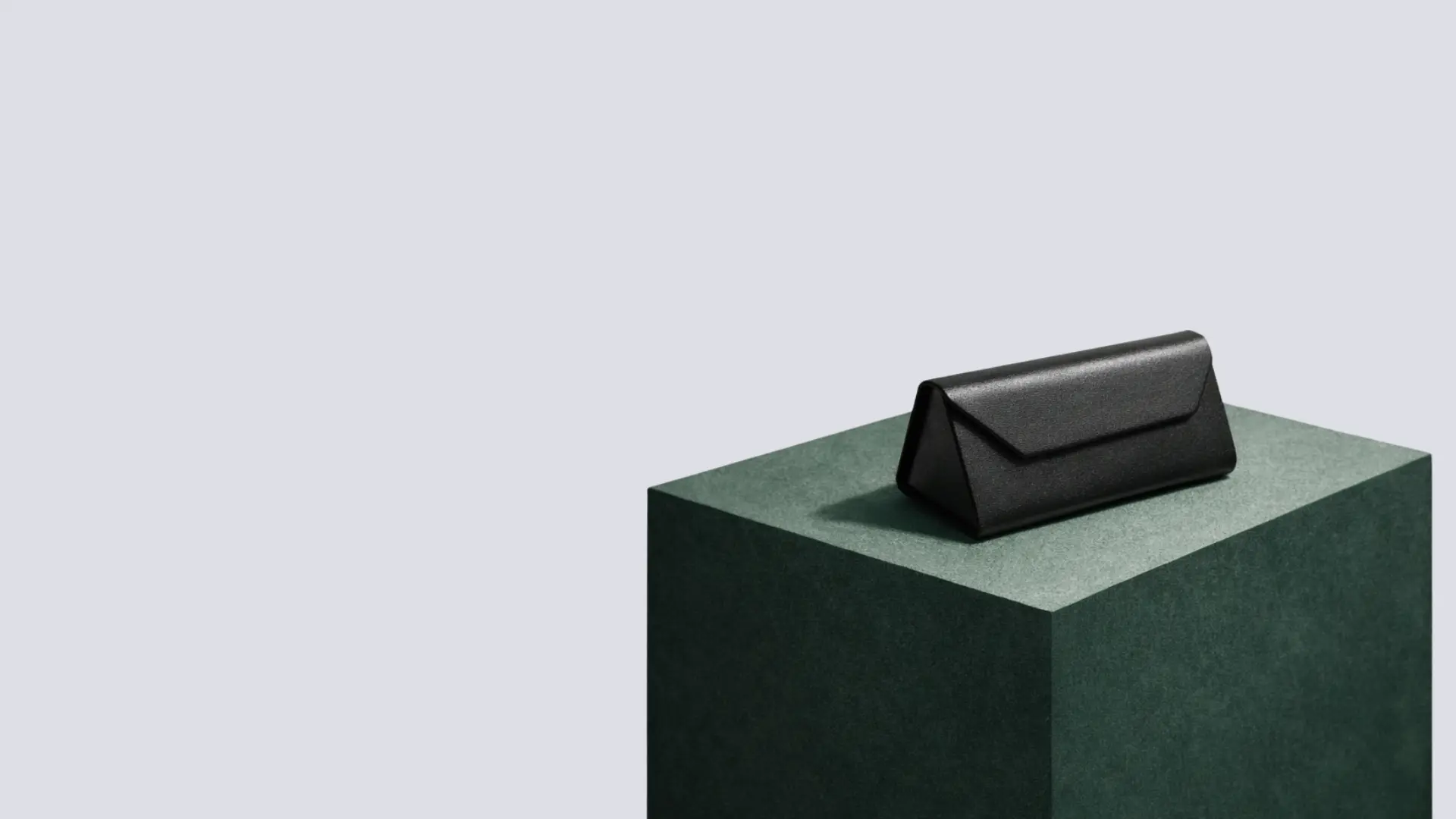 Kluxry premium eyewear cases collection banner showcasing luxury packaging solutions